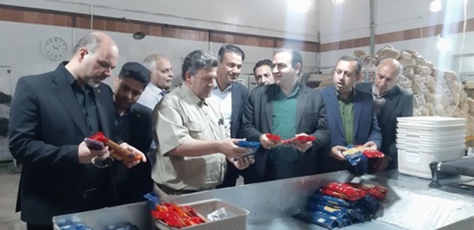 بررسی مشکلات شرکت گلشن ماکارون در شهرک صنعتی طبس با حضور معاون برنامه ریزی و توسعه مدیریت شرکت